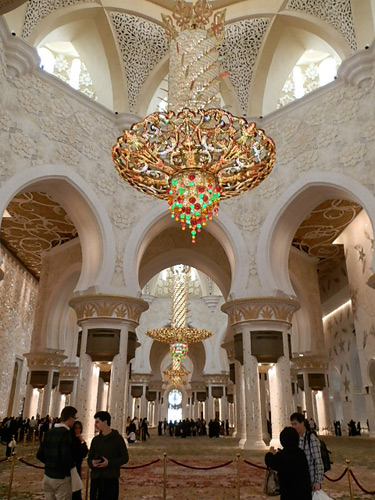 アブダビ4 アブダビ4